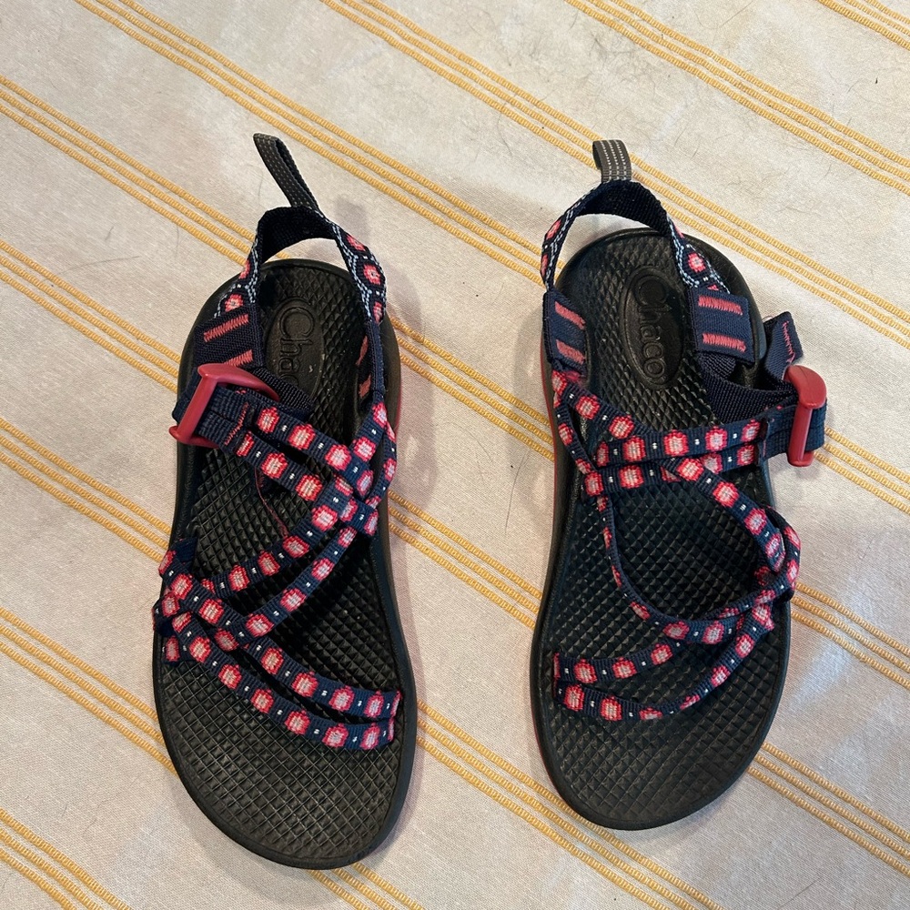 Chaco Kids Sandals - Black and Pink